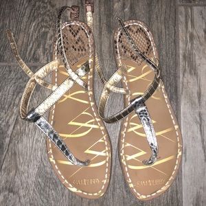 Great condition size 7 Sandals